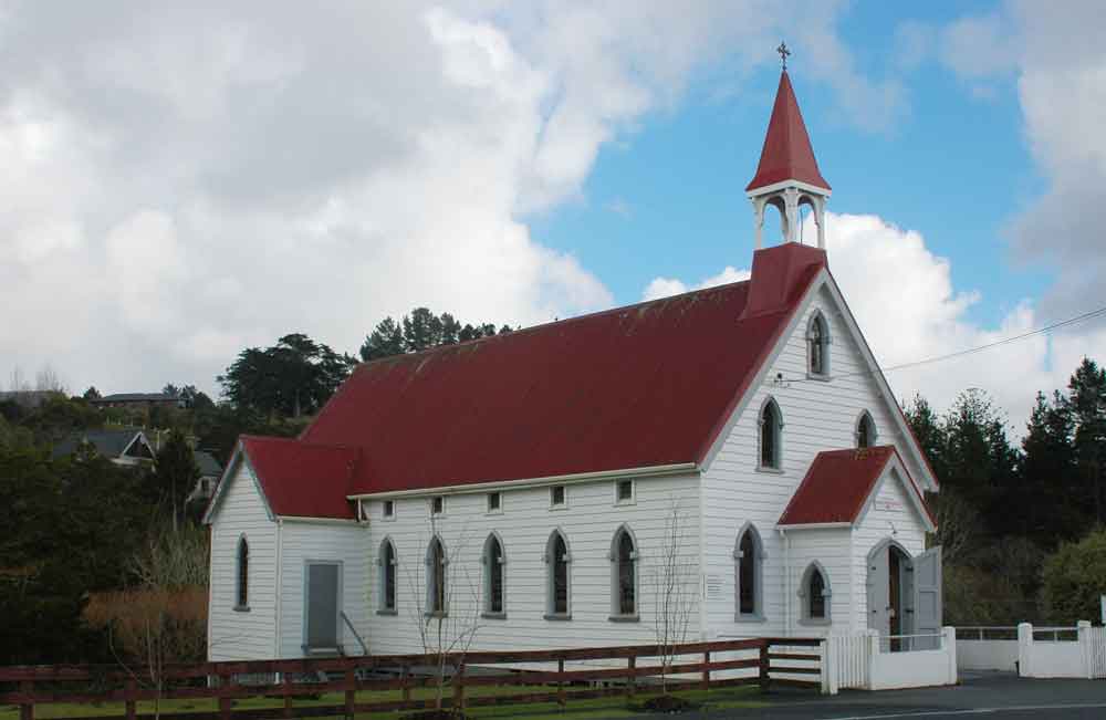 35 - Nueva Zelanda - Puhoi, iglesia